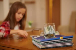 How to Cut Expenses Without Losing Comfort?